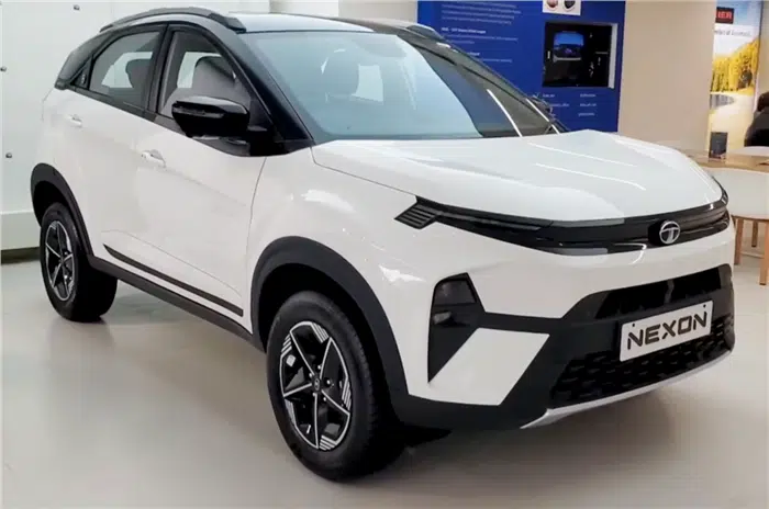 Tata Offers Up to Rs 1 Lakh Discount on Nexon Variants