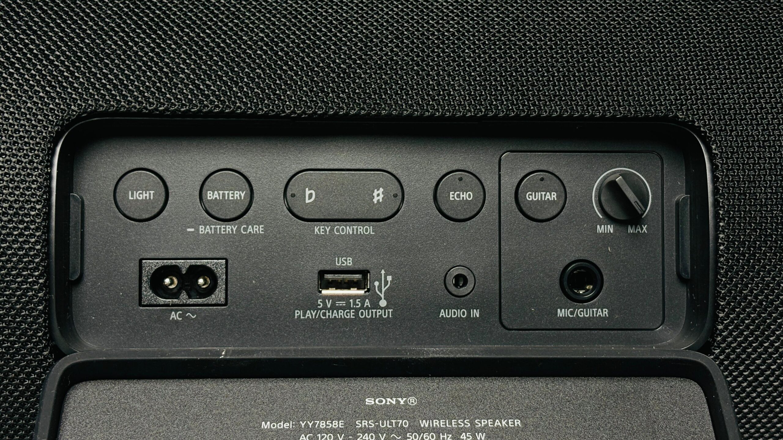 Sony ULT FIELD 7 Review 