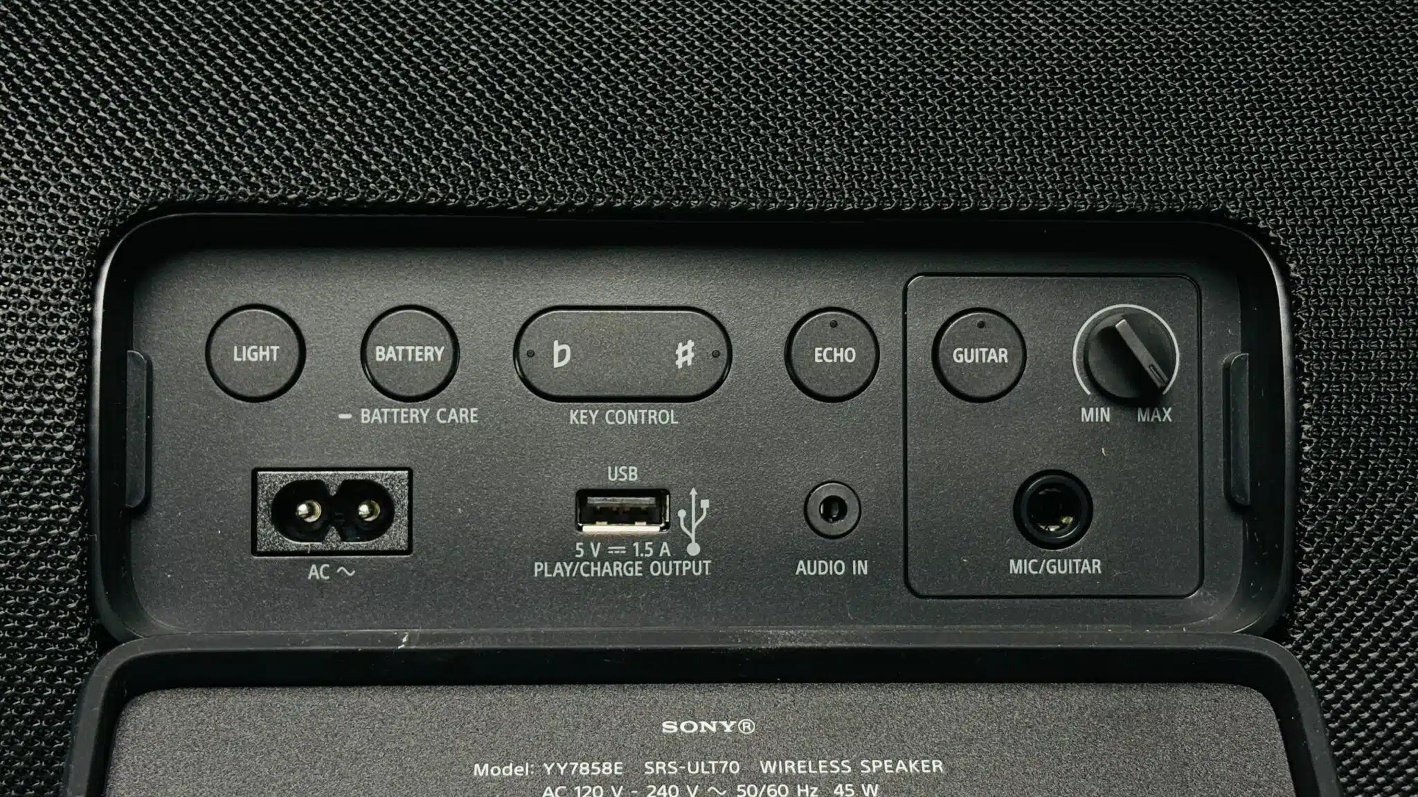 Sony ULT FIELD 7 Review 