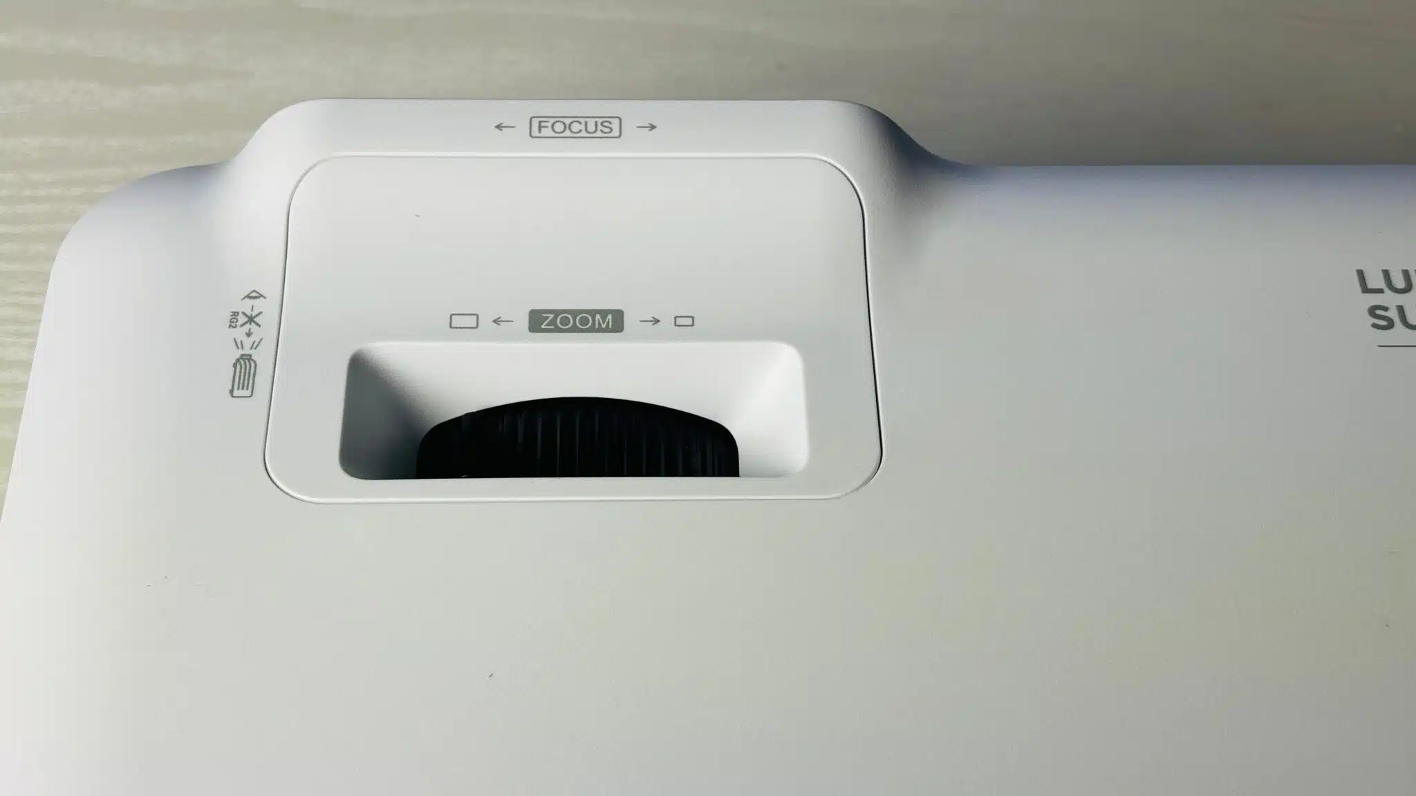 ViewSonic LS740HD Review