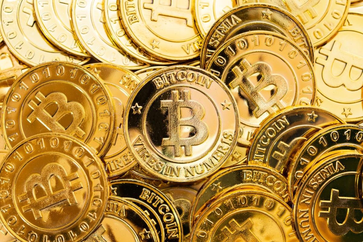 Why Bitcoin Will Become a Currency We Use and an Inflation Hedge Like Gold