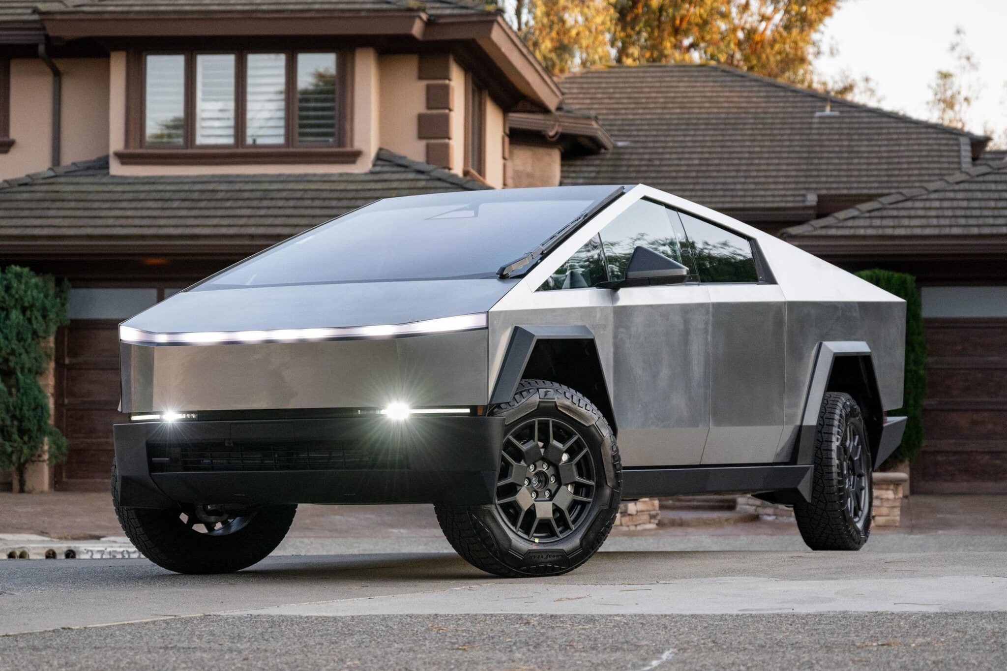 Why Tesla's Cybertruck Will Rapidly Depreciate From Now On