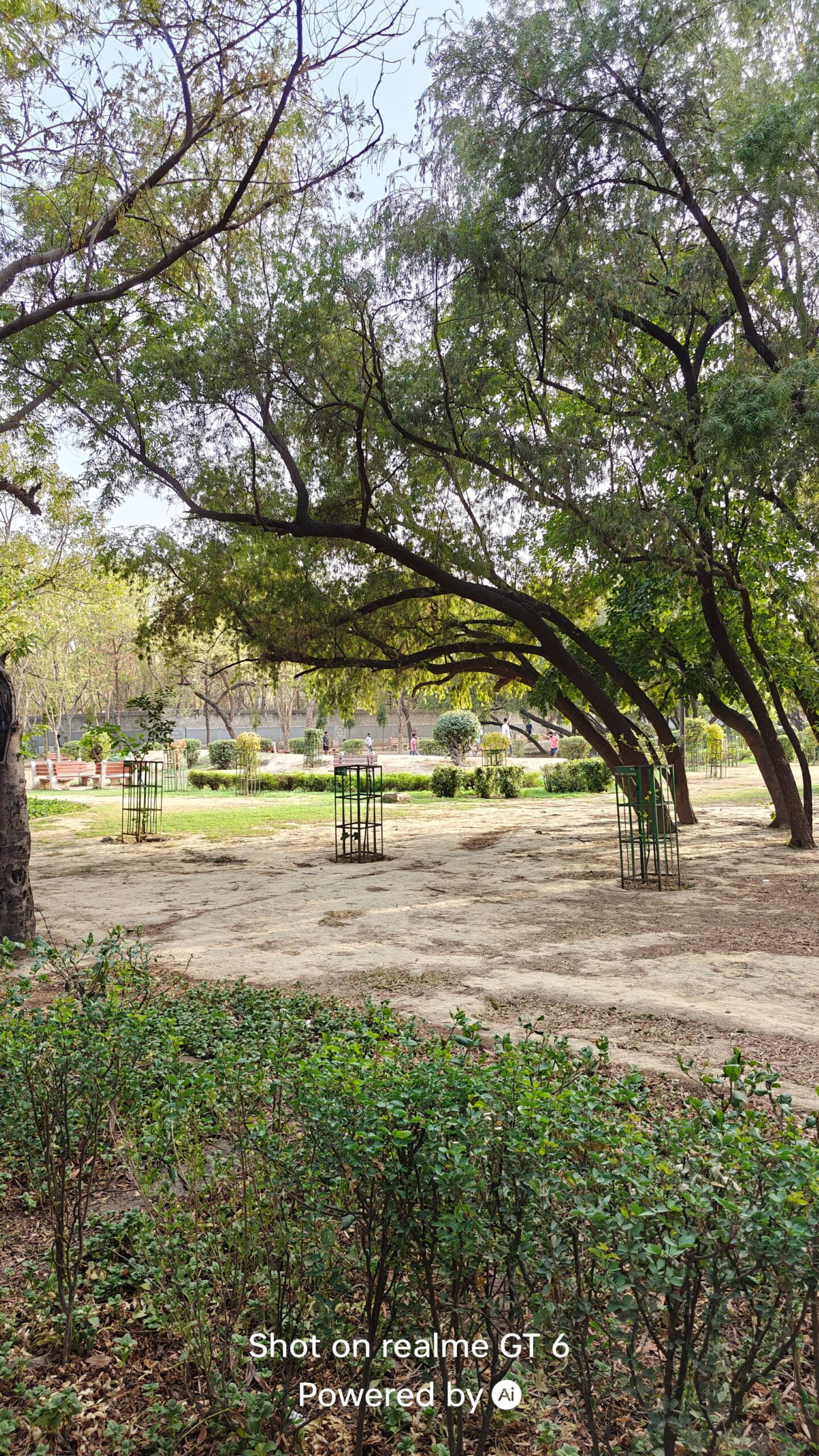 realme GT 6 Review: Does the AI Flagship Killer Live Up to the Hype? 10 realme GT 6 Review