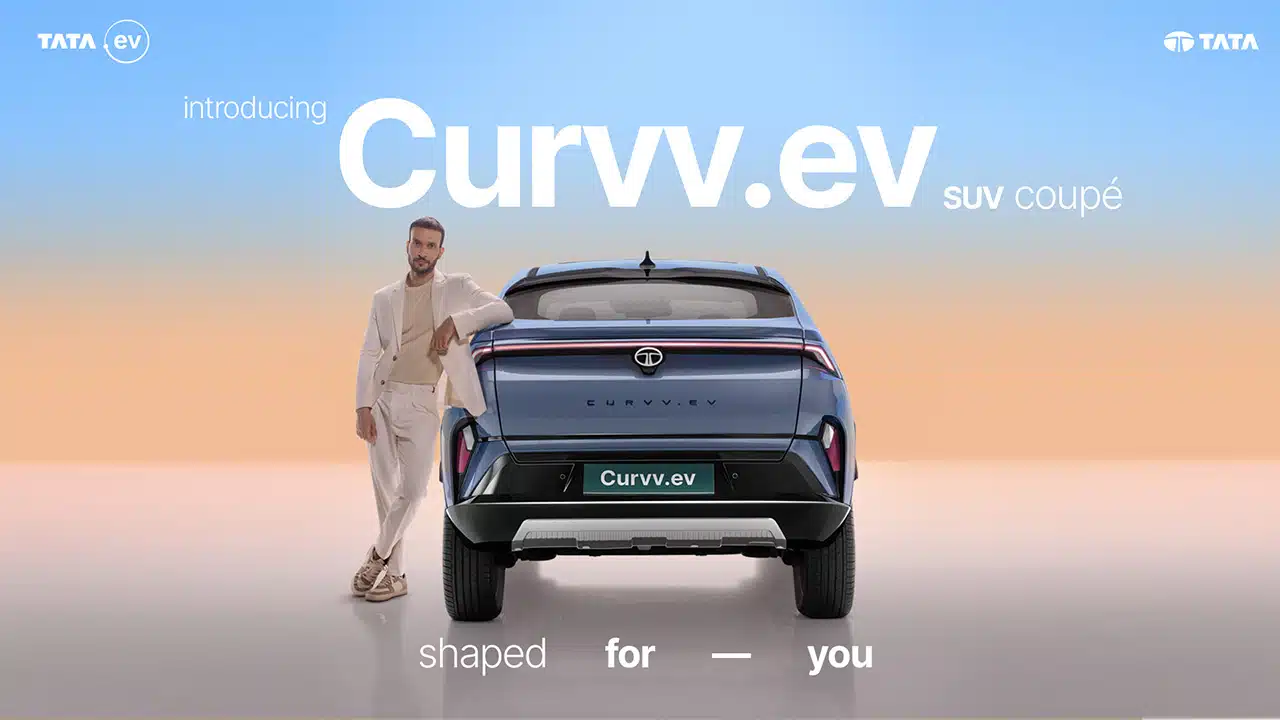 3 Rear image with branding Curvv.ev