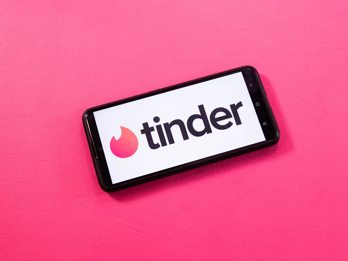 Tinder's New AI Tool Curates Your Dating Profile Pictures