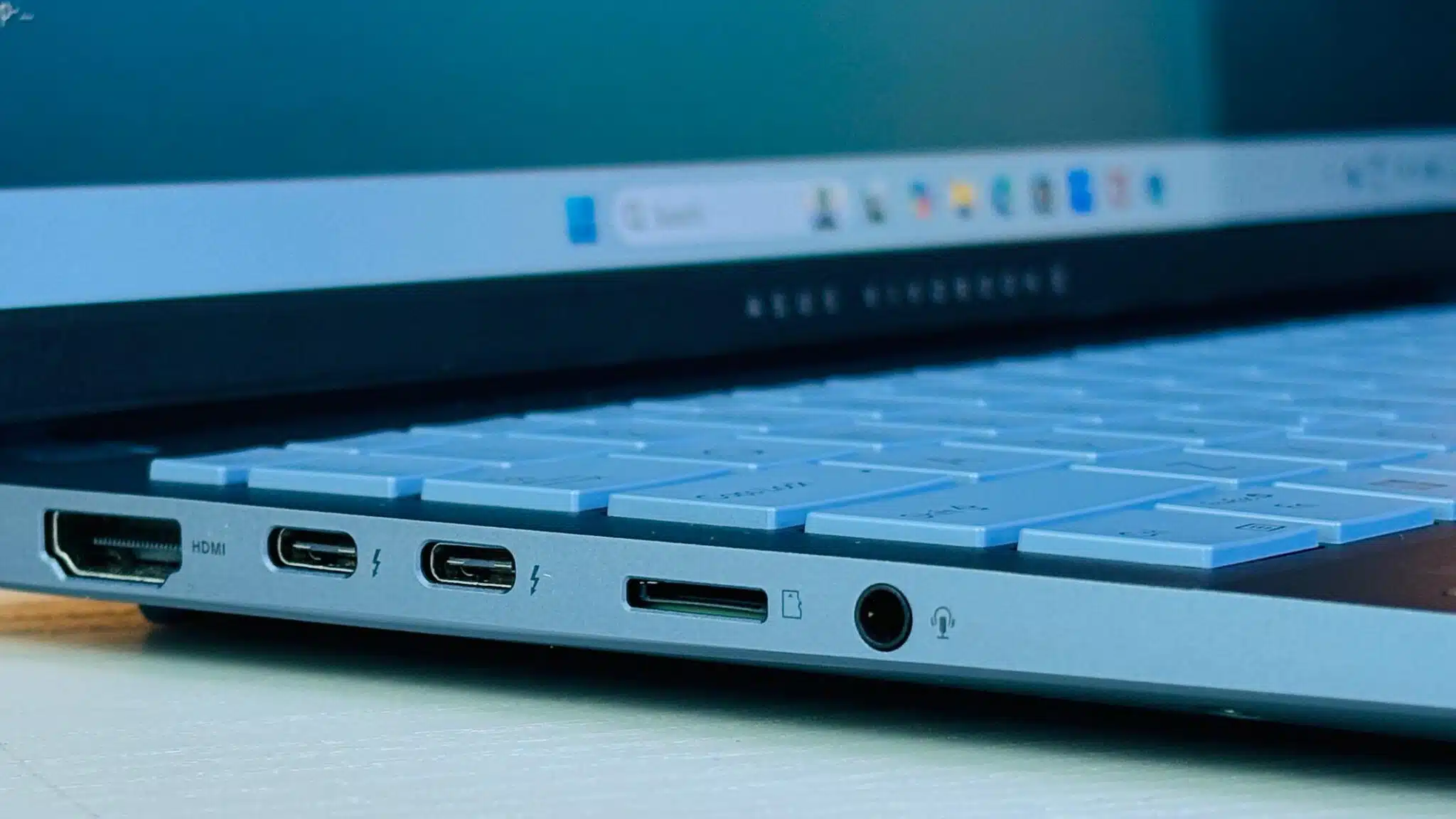 ASUS Chromebook Plus CX3402