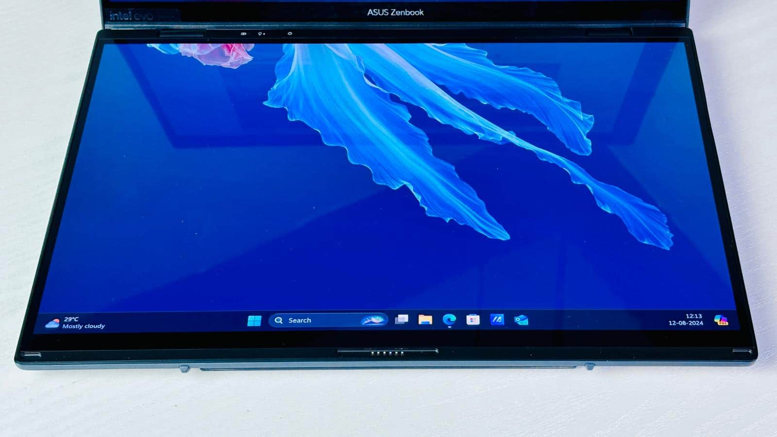 ASUS Zenbook DUO