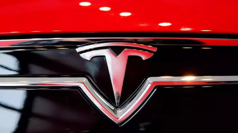 Tesla's Flagship Pickup Delivered Dirty and Disappointing