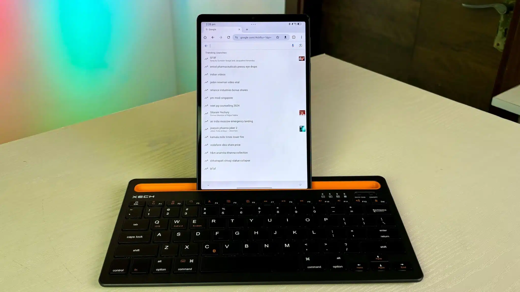 XECH Double Channel Keyboard Review: Sleek, Sturdy, & Travel-Friendly