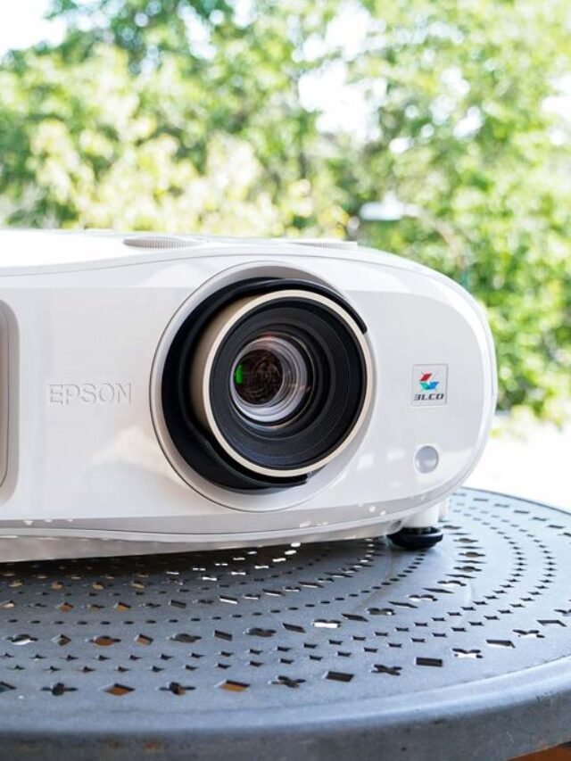 5 Best Projectors in 2024: Top Long Throw and Laser Projectors for Every Budget