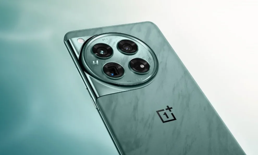 OnePlus 13 Leak Hints at Price Hike and Ultrasonic Fingerprint Sensor Upgrade