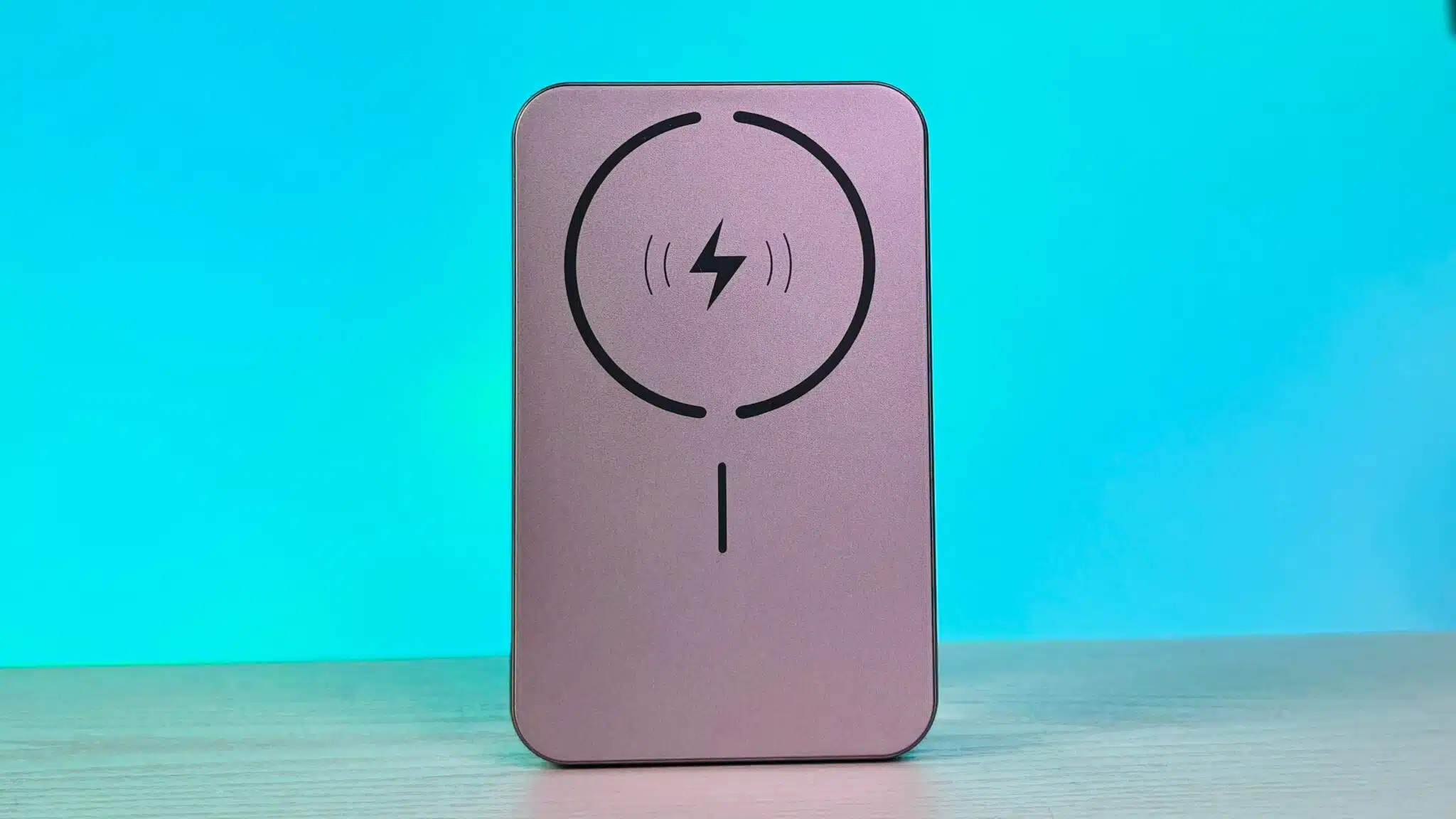 Stuffcool Click 10000mAh 15W Slim Magnetic Wireless Powerbank Review