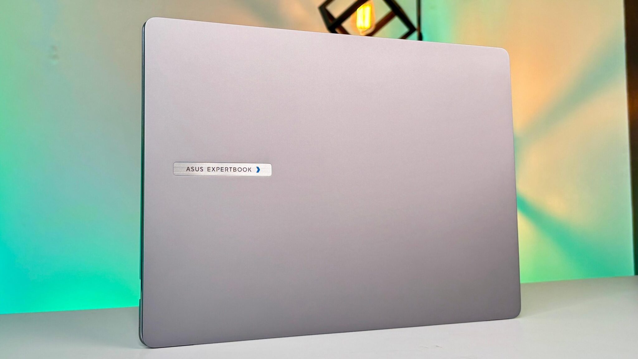 ASUS ExpertBook P5 Review: A Lightweight Powerhouse for Business Professionals 2 ASUS ExpertBook P5 Review: A Lightweight Powerhouse for Business Professionals