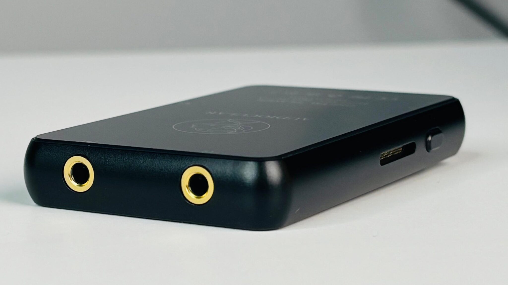 AUDIOCULAR M71 MP3 Player Review HiFi Sound Meets Versatile Features