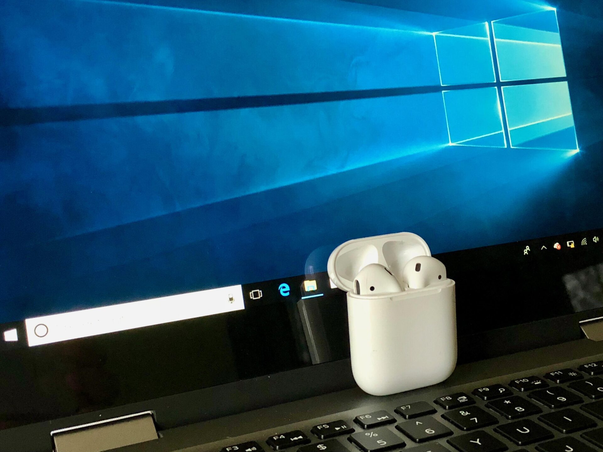 How to Connect AirPods to a Laptop Windows 7