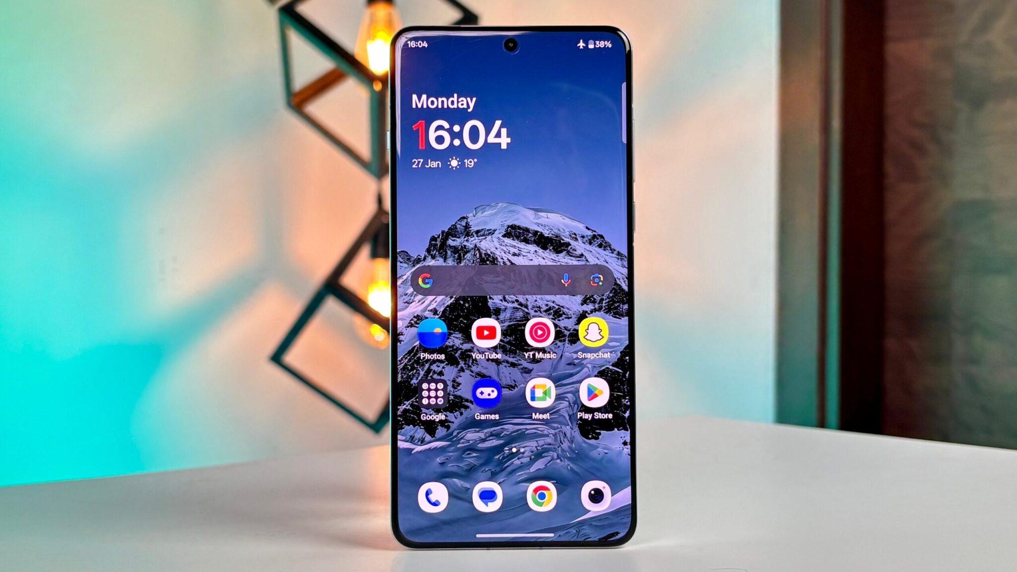 OnePlus 13 Review: Pushing the Boundaries of Flagship Excellence 4 OnePlus 13 Review