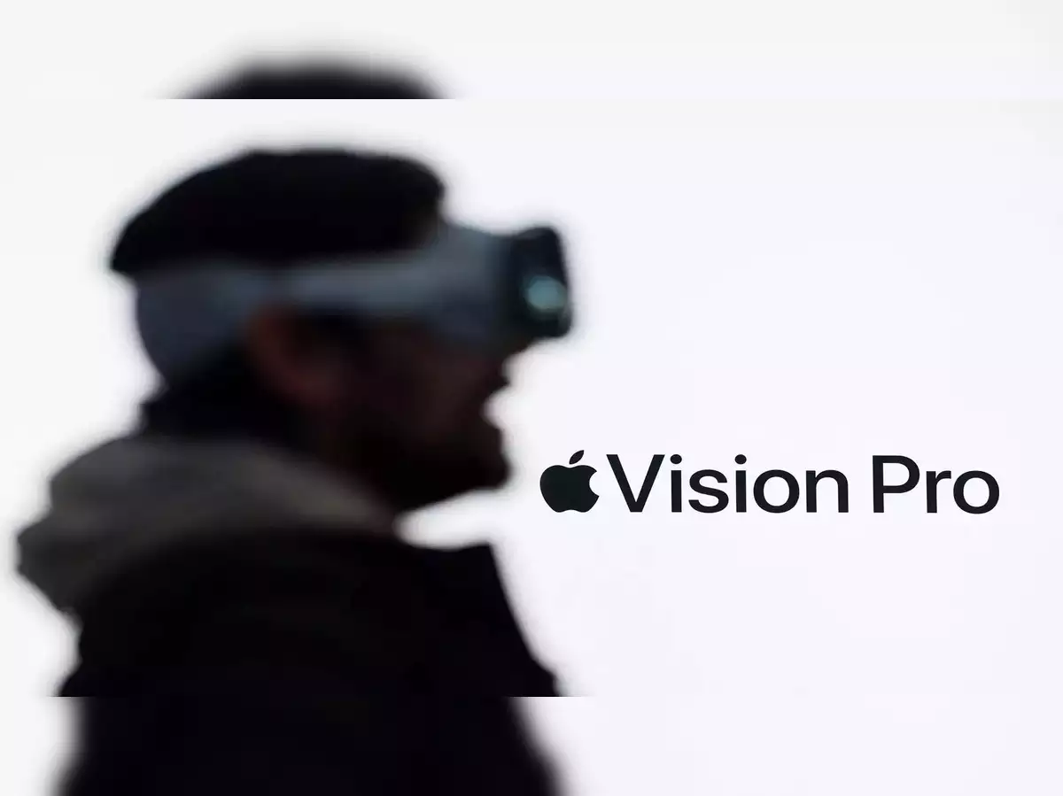 Apple Focuses on AI and Spatial Content for Vision Pro