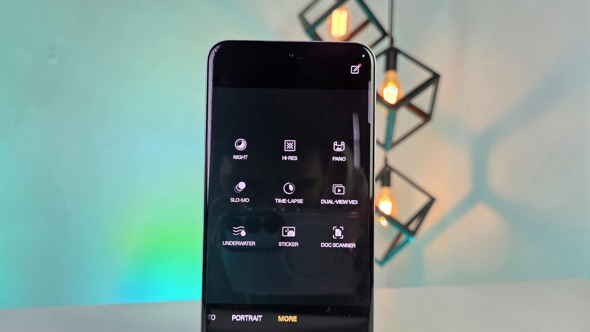 Oppo Reno 13 Pro 5G Review