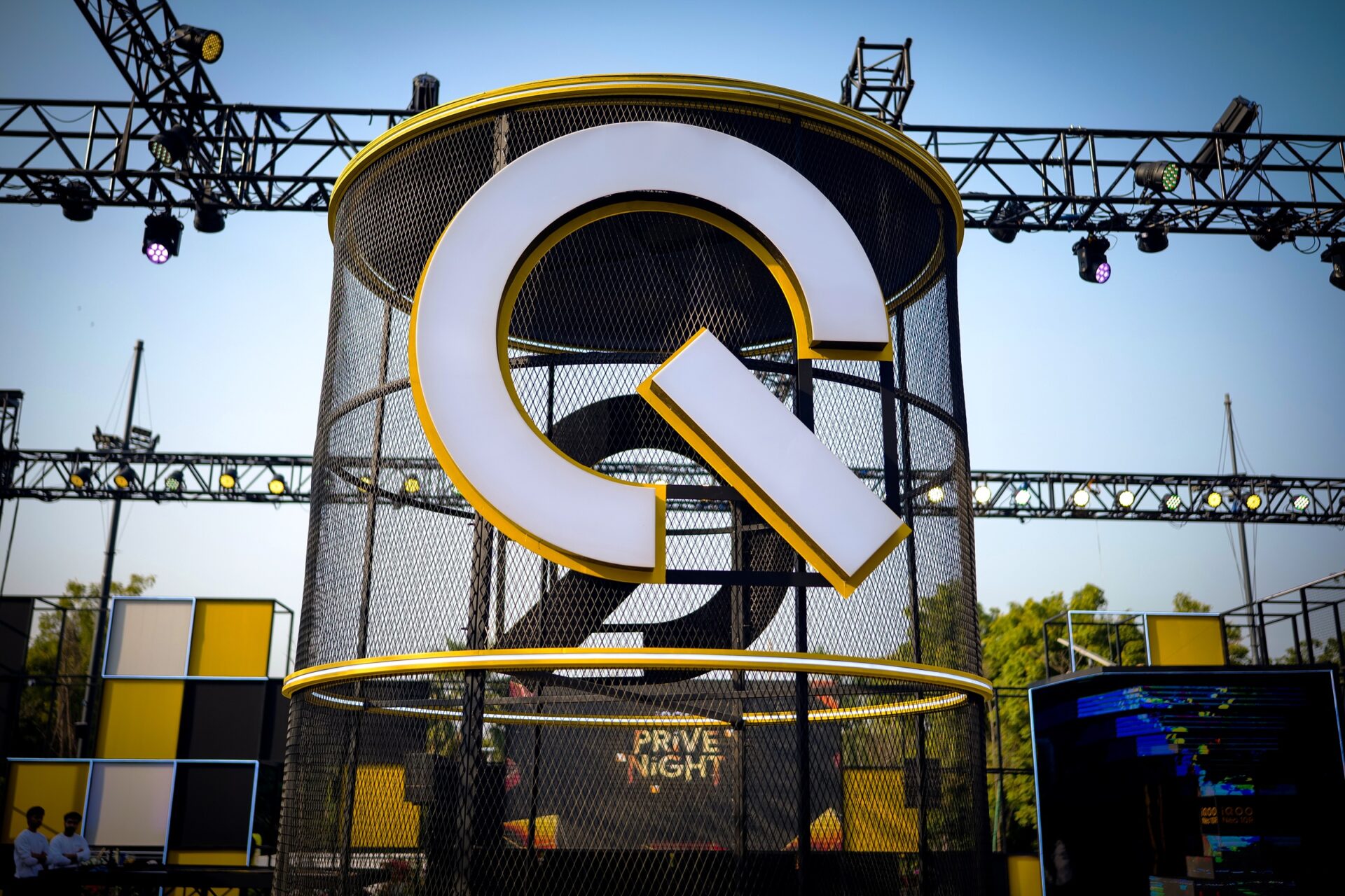 iQOO Unveils ‘iQOO Arena’ Pop-Up in India, Showcasing iQOO Neo 10R Before Official Launch