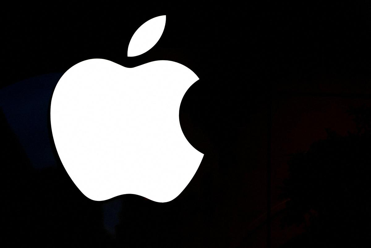 Apple Prepares Major Software Changes