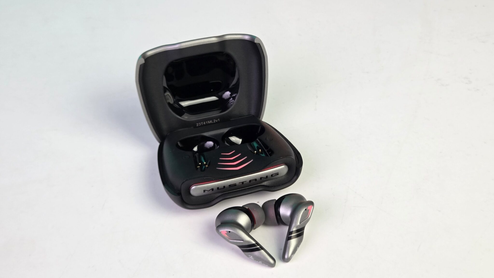 Boult Mustang Q Headphones and Mustang Torq TWS Review