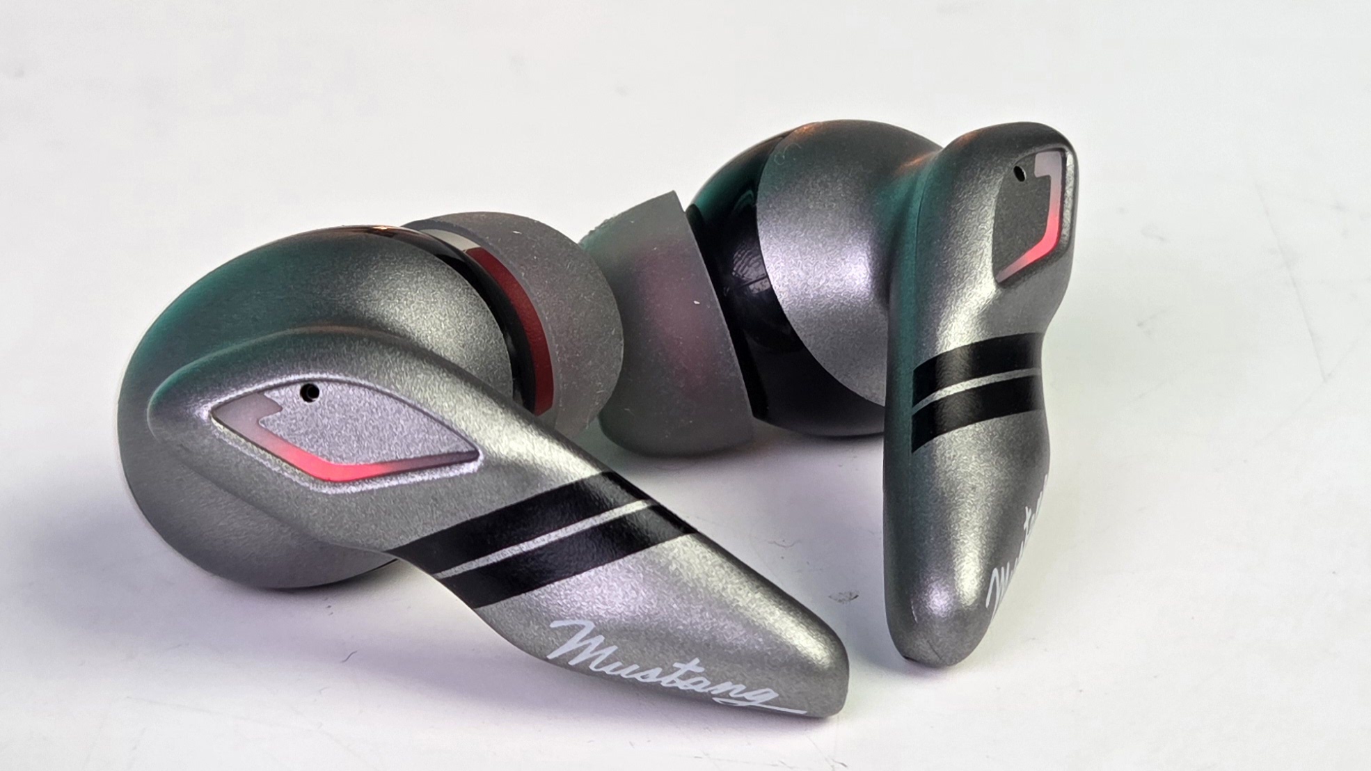 Boult Mustang Q Headphones and Mustang Torq TWS Review