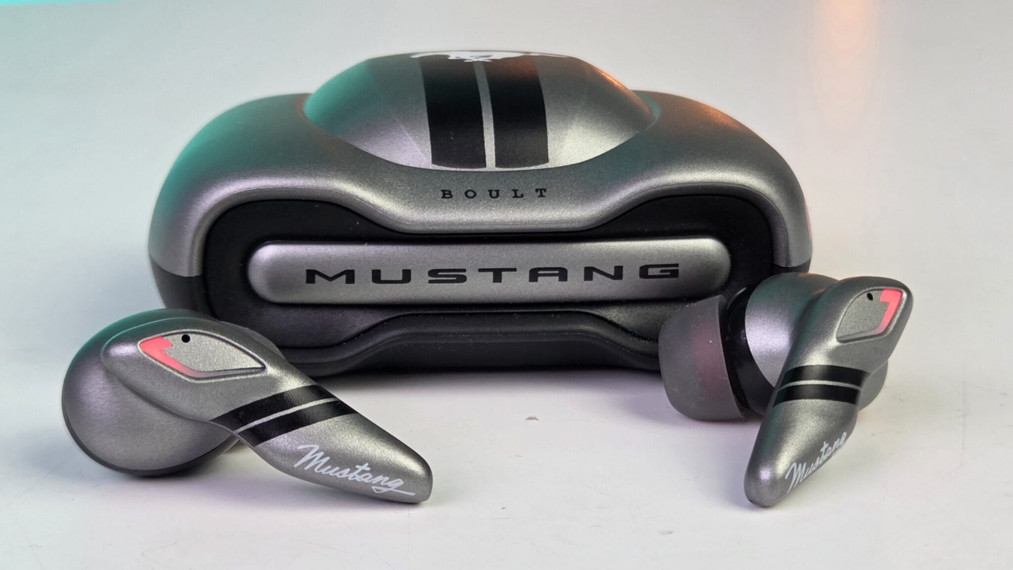 Boult Mustang Q Headphones and Mustang Torq TWS Review