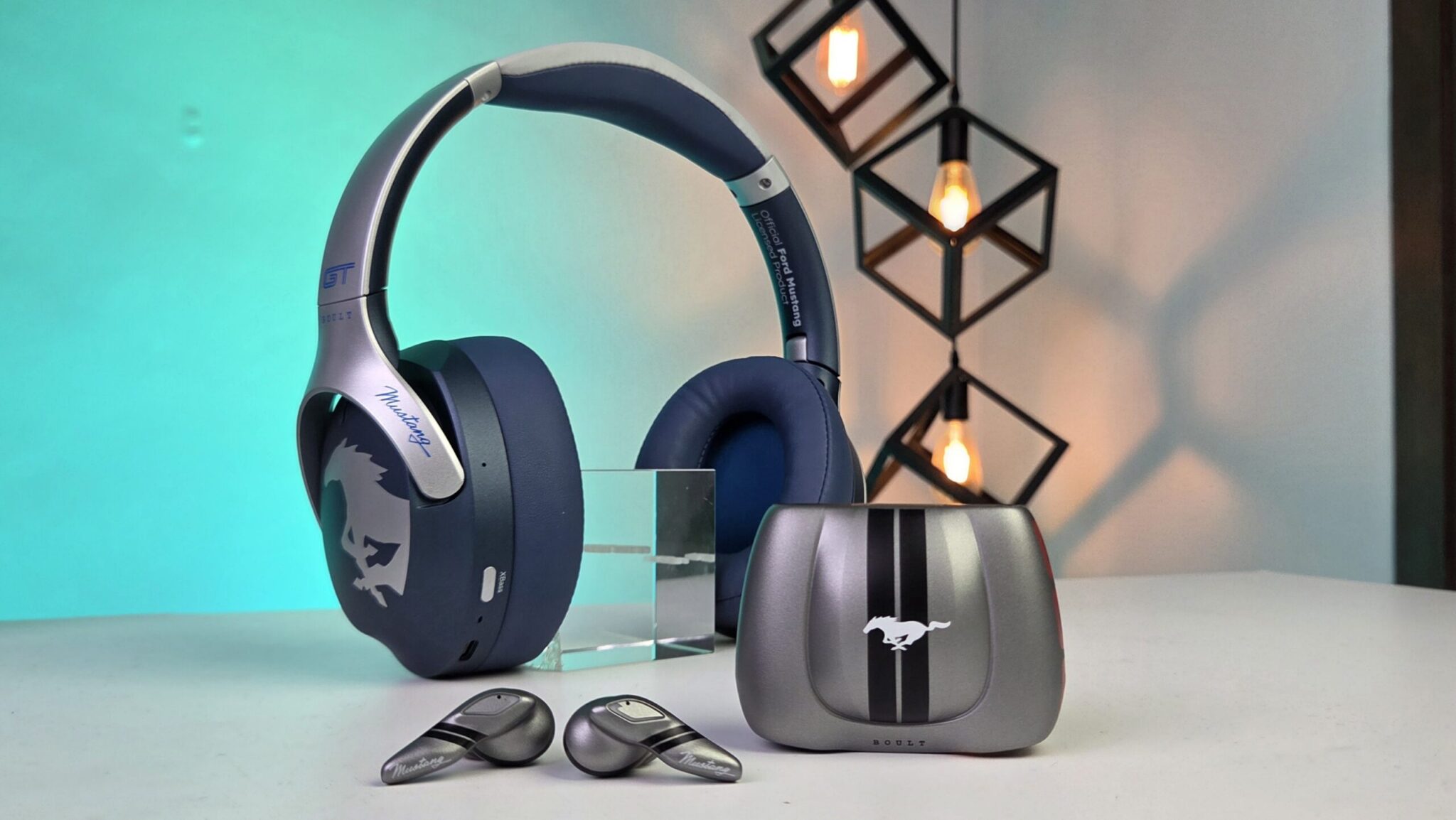 Boult Mustang Q Headphones and Mustang Torq TWS Review