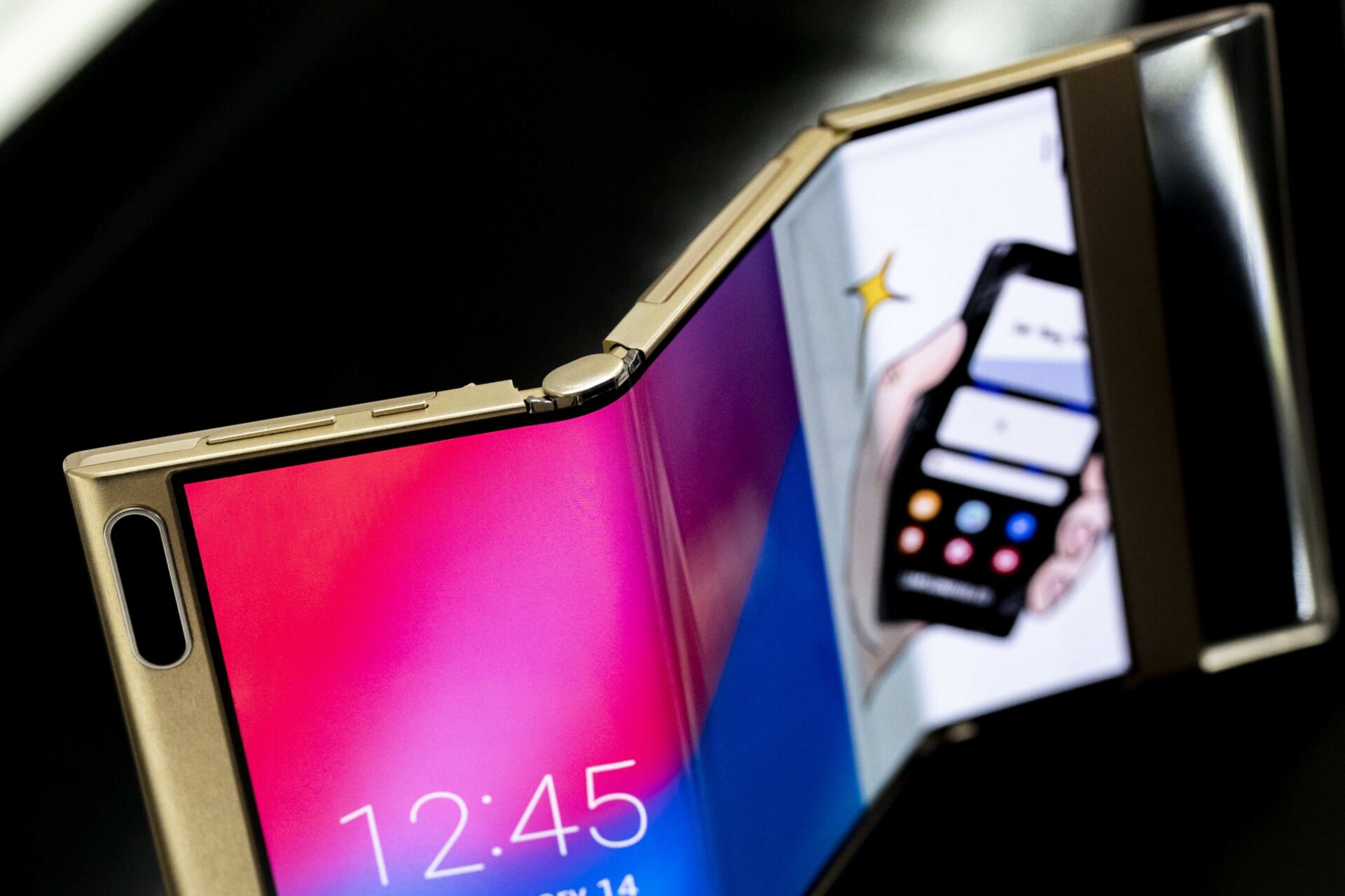 Future Phones Emerge at Mobile World Congress.