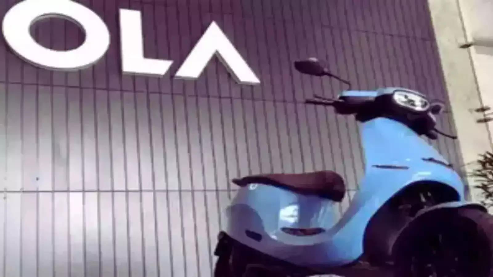 Ola Electric Faces Subsidy Risk as Registration Lags May Extend into Next Fiscal Year 1 Ola Electric Faces Subsidy Risk as Registration Lags May Extend into Next Fiscal Year
