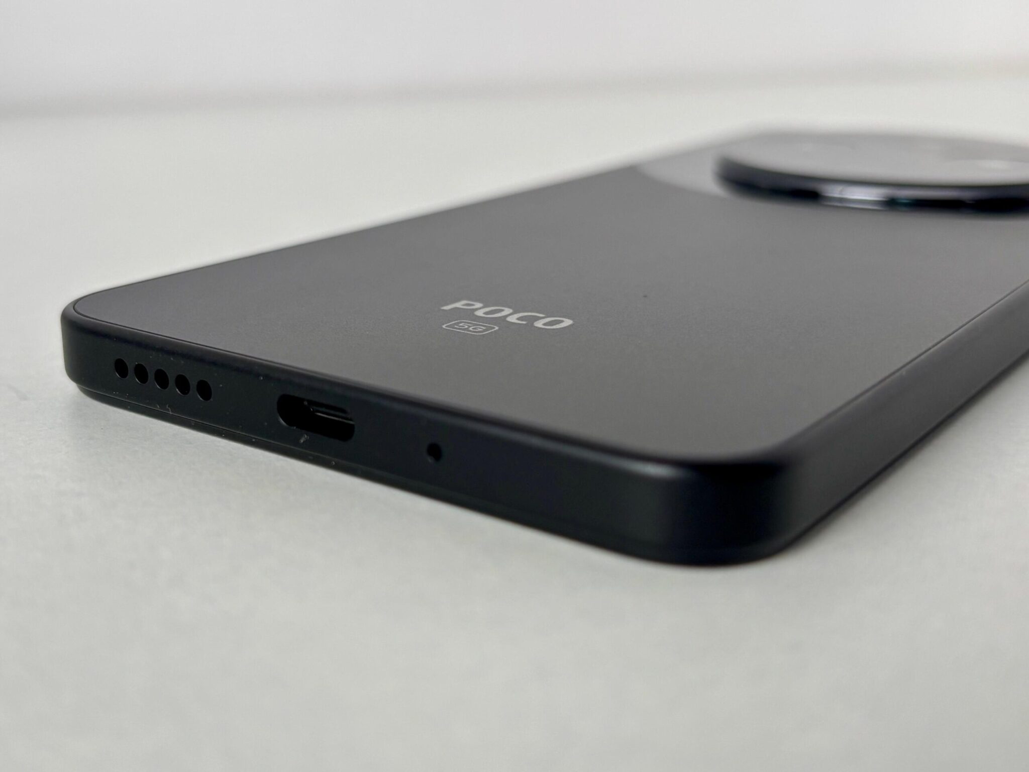 POCO M7 First Impressions: A Budget-Friendly Powerhouse with a Few Surprises 11 POCO M7 First Impressions
