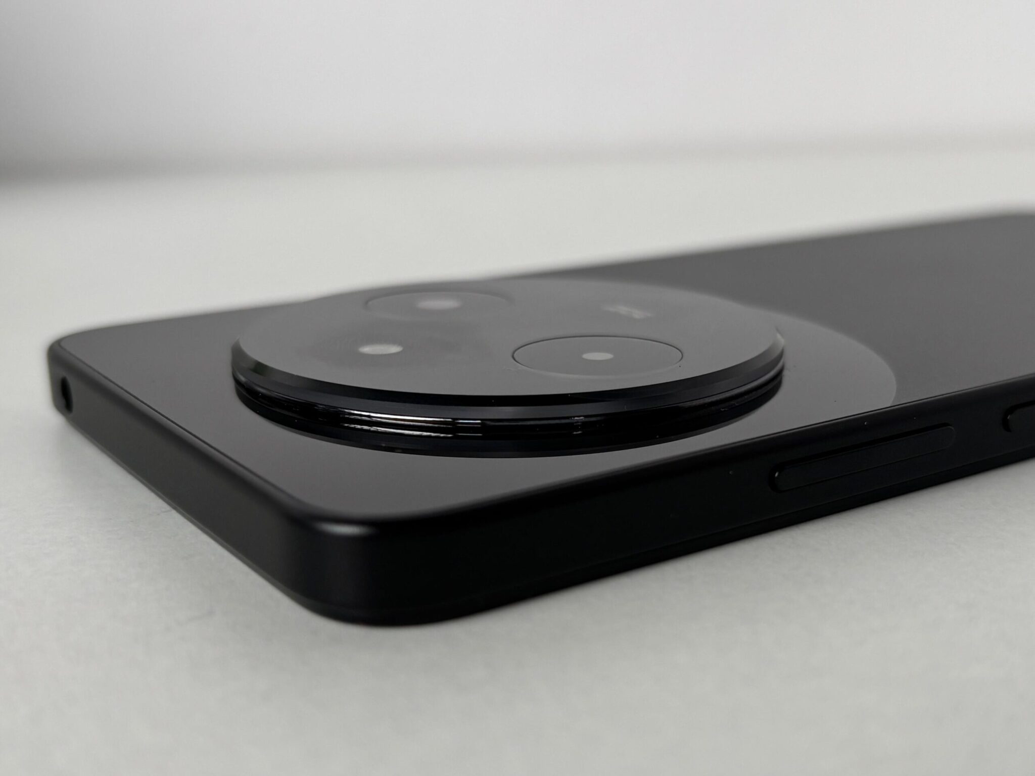 POCO M7 First Impressions: A Budget-Friendly Powerhouse with a Few Surprises 2 POCO M7 First Impressions