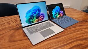 Snapdragon X Surface Laptop 7 Hit with Shocking 'Frequently Returned' Warning on Amazon