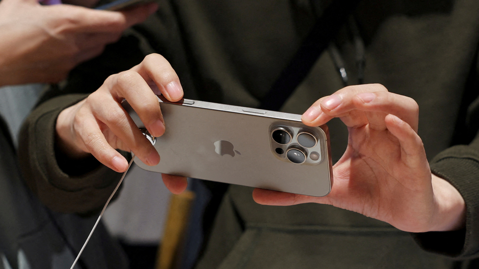 iPhone 16 Pro at Unbelievable Price