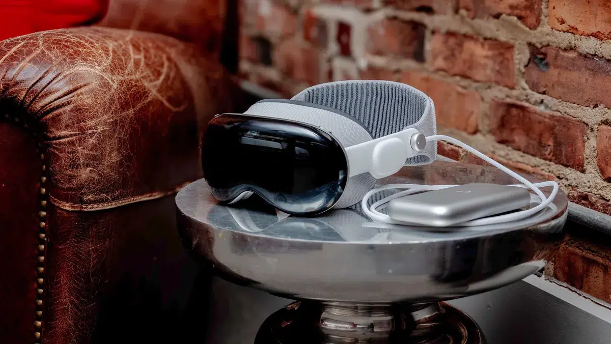 Did Apple Just Make Vision Pro Irresistible? Mind-Blowing AI Powers Arrive 1 Mind-Blowing AI Powers Arrive