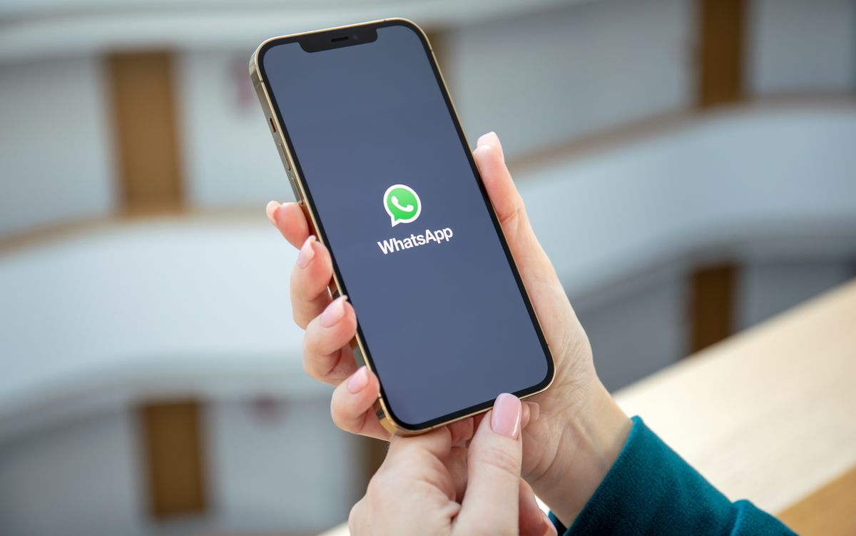 Does WhatsApp’s New Voice Chat Feature Redefine Group Communication