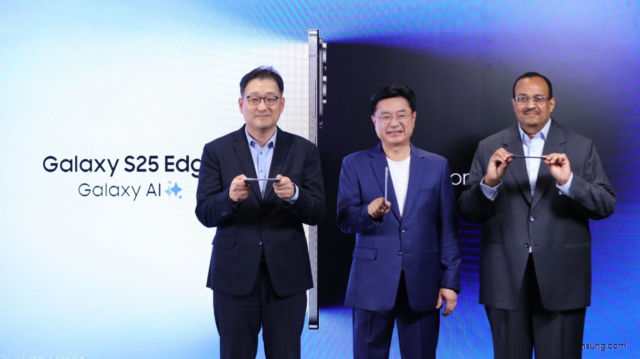 Is This the Thinnest Phone Ever? Samsung Just Dropped a Stunning Surprise in India!