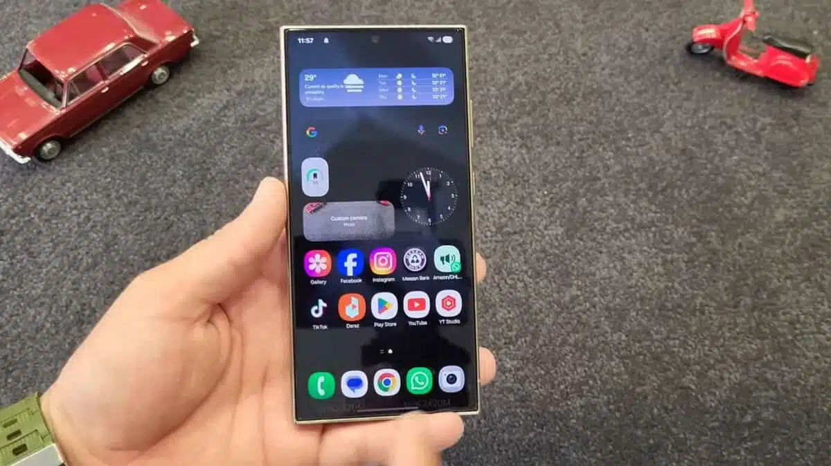 Is Your Galaxy S24 Ultra Battery Draining Fast After the One UI 7 Update? You're Not Alone 1 Is Your Galaxy S24 Battery Draining Fast After the One UI 7 Update