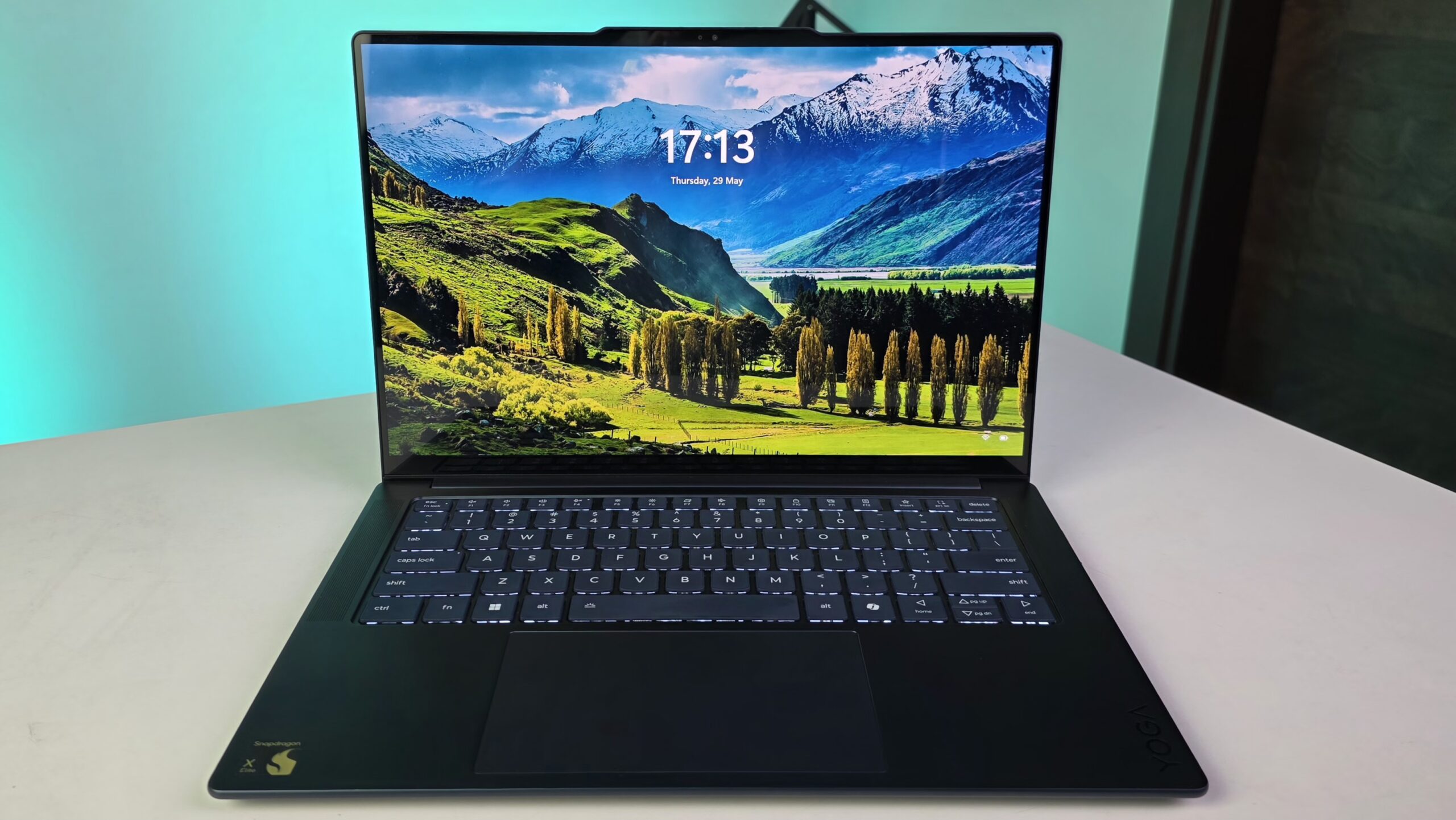 Lenovo Yoga Slim 7x Gen 9 (Snapdragon X Elite): My In-Depth Review After Weeks of Intense Creative Work 15 Lenovo Yoga Slim 7x Gen 9