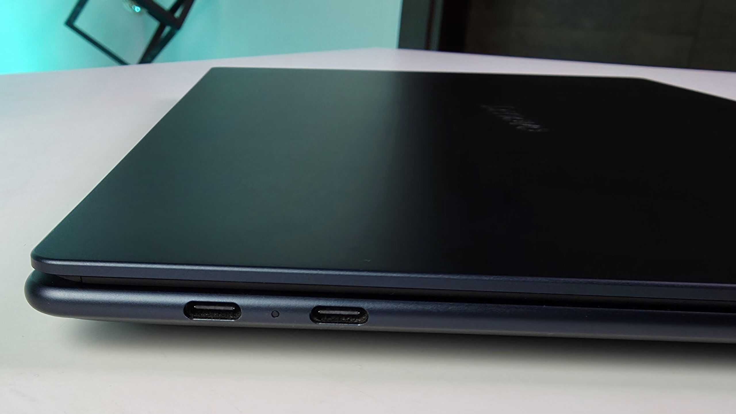 Lenovo Yoga Slim 7x Gen 9 (Snapdragon X Elite): My In-Depth Review After Weeks of Intense Creative Work 3 Lenovo Yoga Slim 7x Gen 9