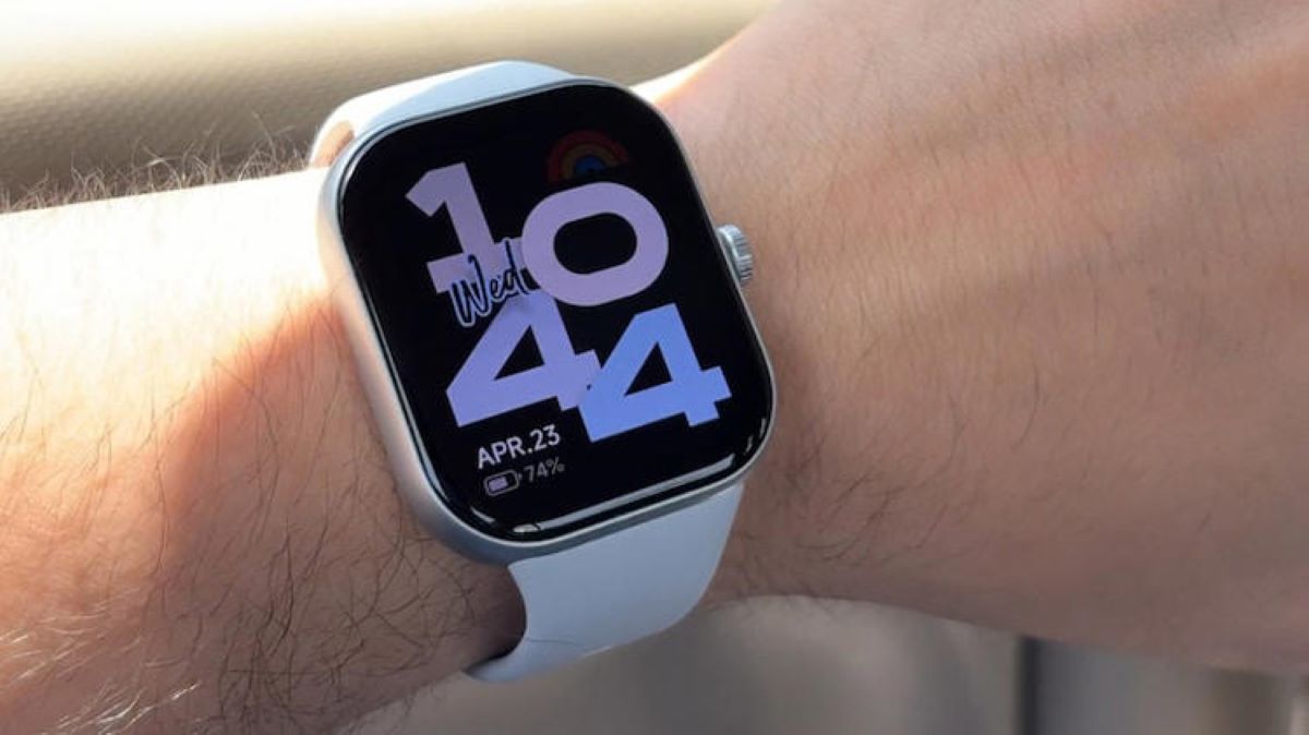 Redmi Watch Move Packs Premium Features at a Budget Price