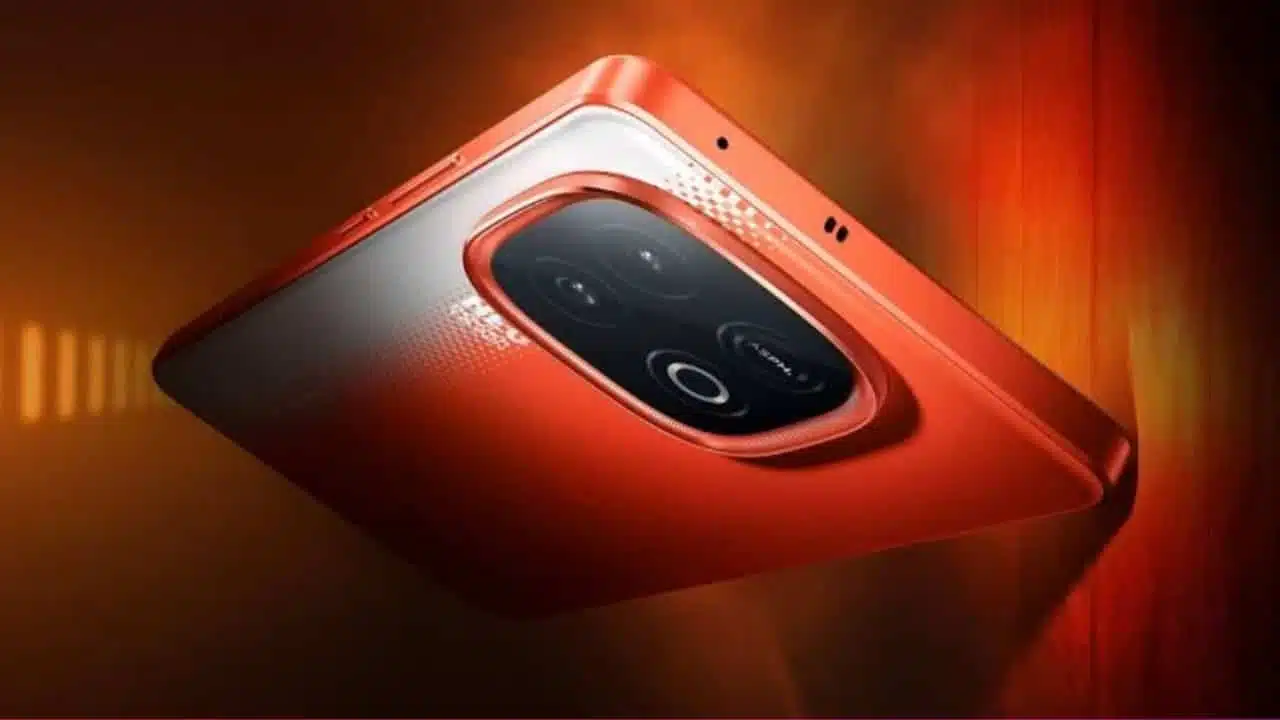 Is This the Ultimate Gaming Phone? iQOO Neo 10 Launches in India with Snapdragon 8s Gen 4 and 7,000mAh Battery 1 iQOO Neo 10 Launches in India with Snapdragon 8s Gen 4 and 7,000mAh Battery