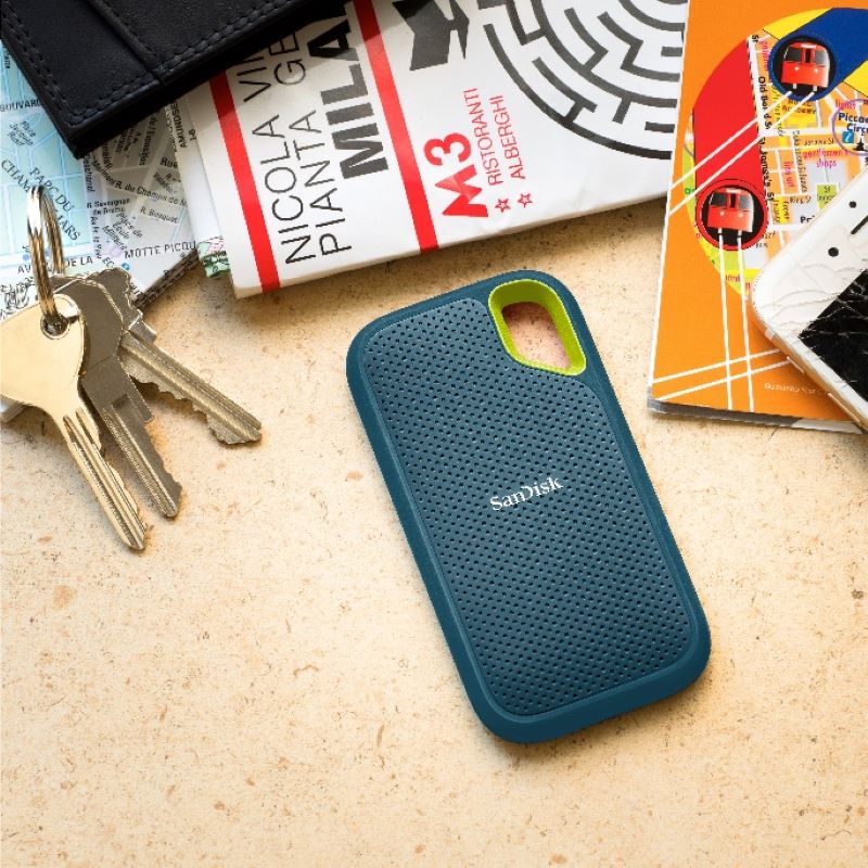 Surprise Him: Top Tech Gifts to Make Father's Day Unforgettable! 17 SanDisk 1
