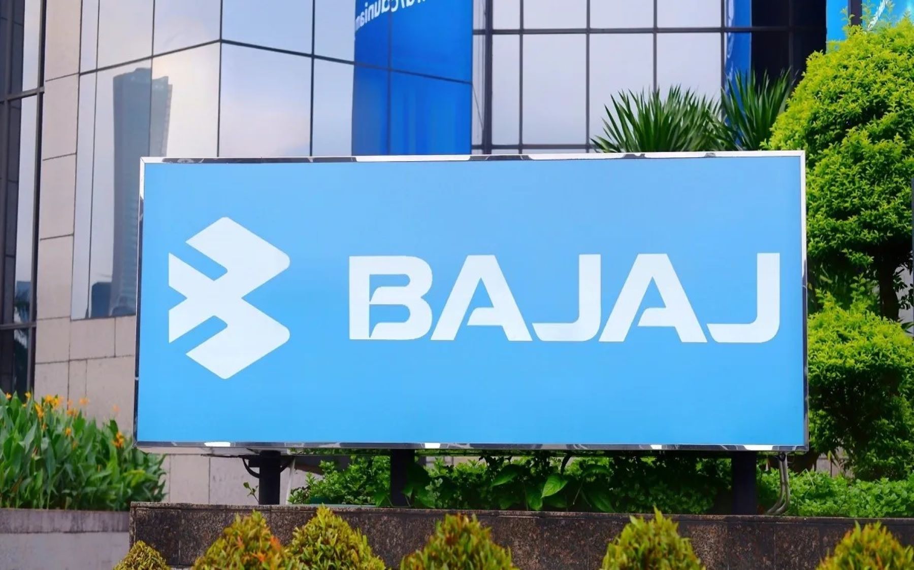 Bajaj Auto Navigates Mixed June 2025 Sales, Exports Fuel Overall Growth