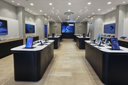 Samsung Opens New Premium Experience Store in Mumbai's Andheri West
