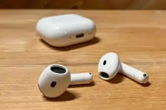 Apple AirPods May Soon Get Live Translation with iOS 18