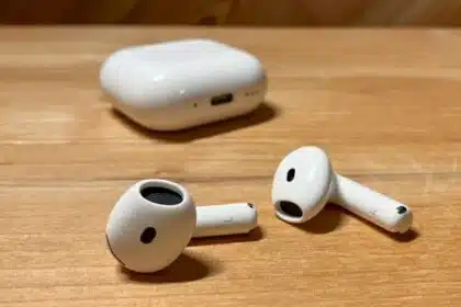 Apple AirPods May Soon Get Live Translation with iOS 18