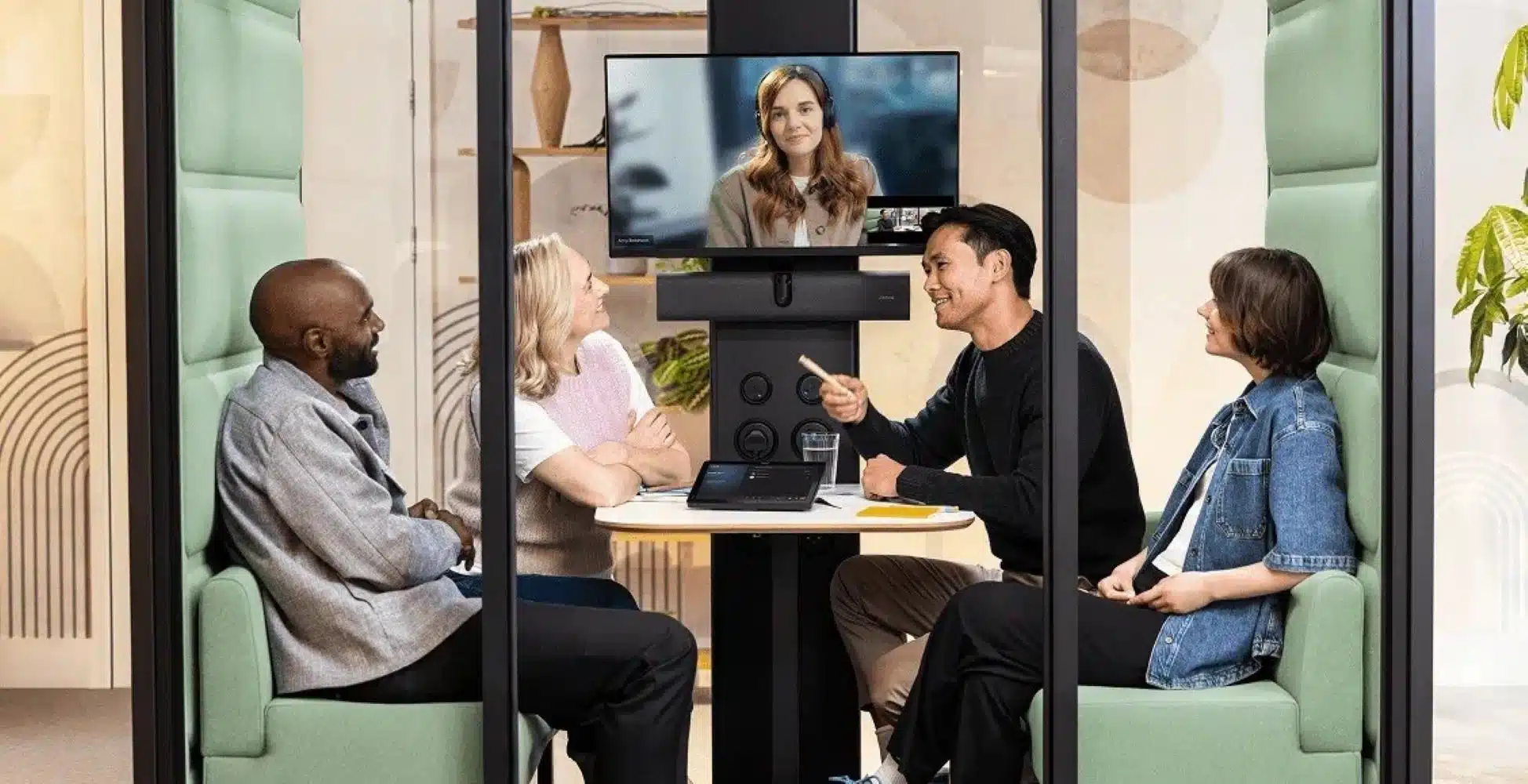 Jabra PanaCast 40 VBS Launches as Android-Powered Video Bar for Small Rooms