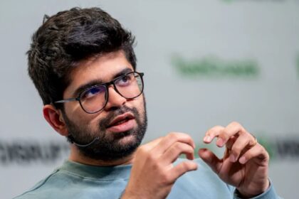 Perplexity CEO Says AI Browser Automates Marketing and Sales Jobs with One Prompt