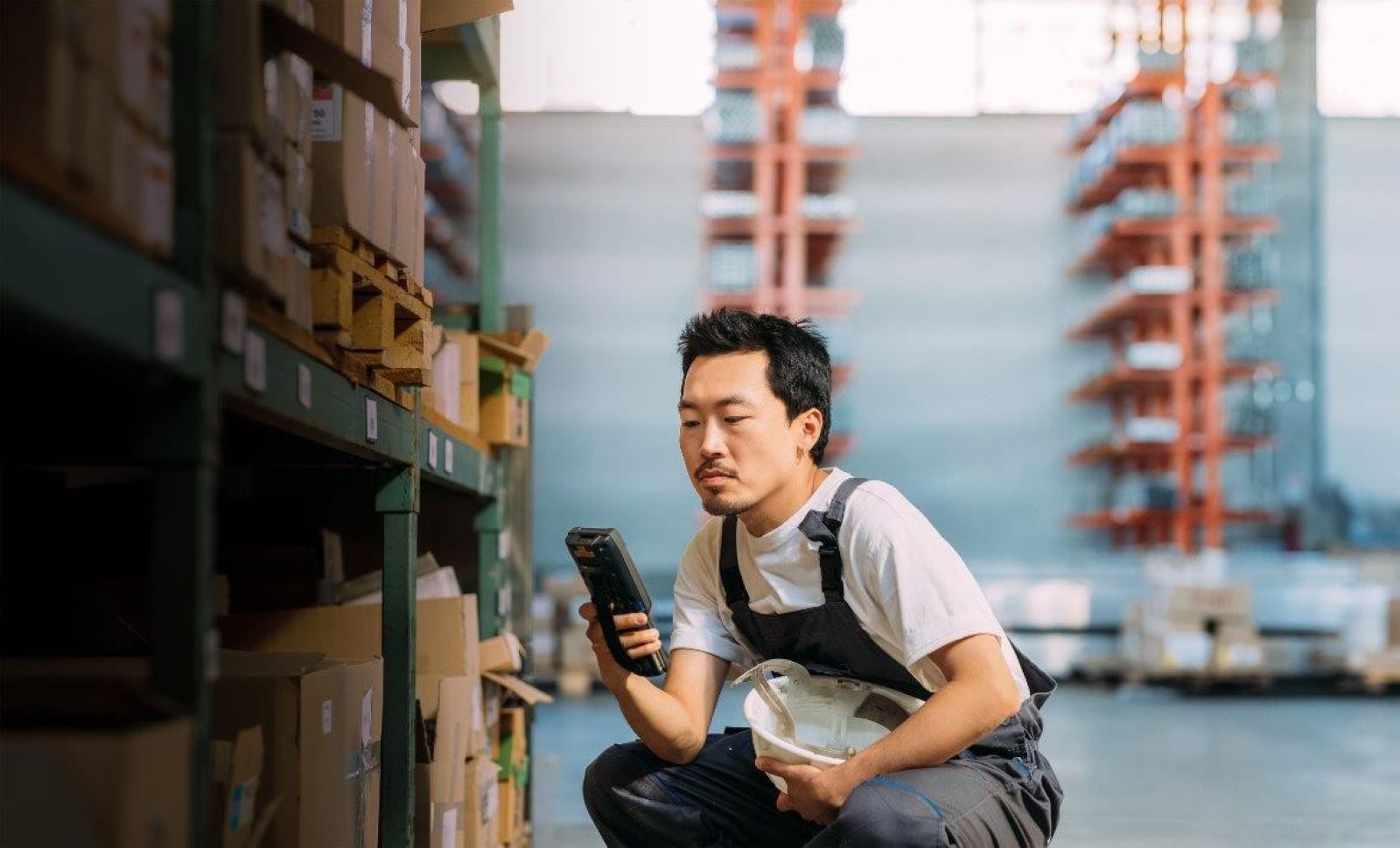 Qualcomm Introduces Dragonwing Q-6690, World's First Processor With Integrated RFID